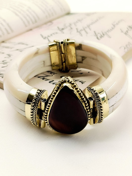 Shreyansh Brown Bone Men's Bracelet