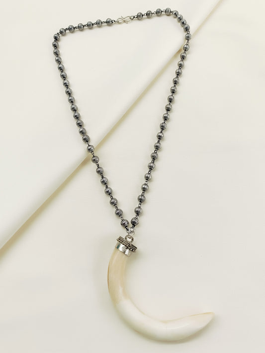 Annette White Bone Neckpiece