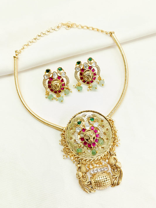 Kendy R&G Antique Necklace Set