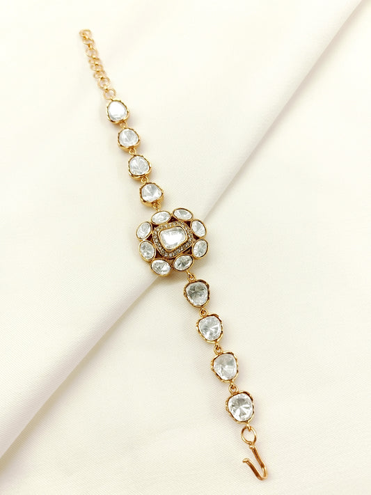 Aanandi White Kundan Bracelet