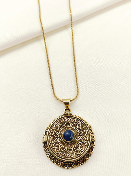 Chetan Golden Men's Neckpiece