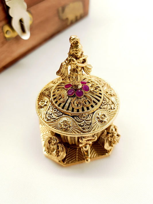 Payal Ruby Antique Temple Sindoor Dibbi