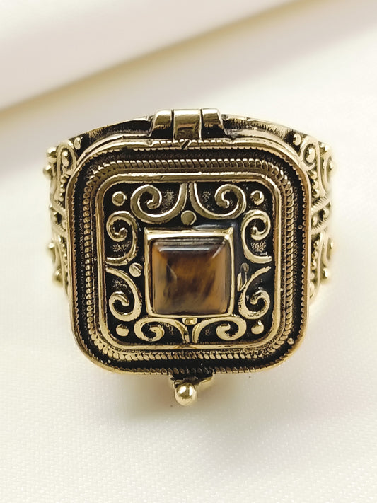 Roop Brown Men's Finger Ring