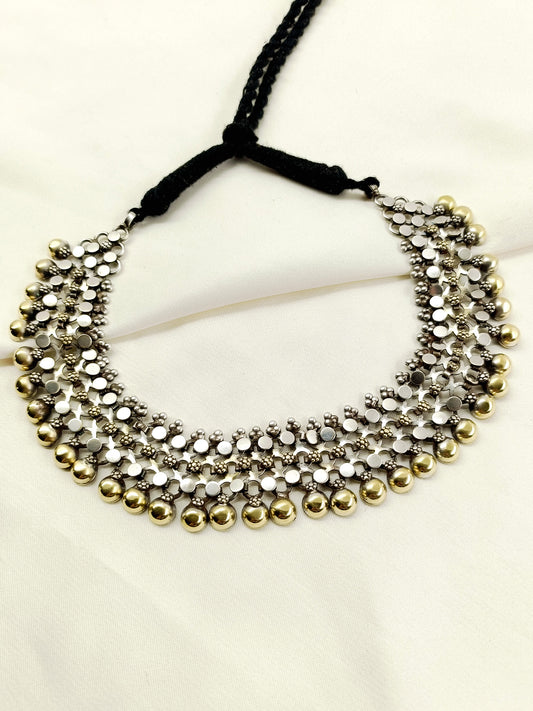 Driti Plain Oxidized Neckpiece