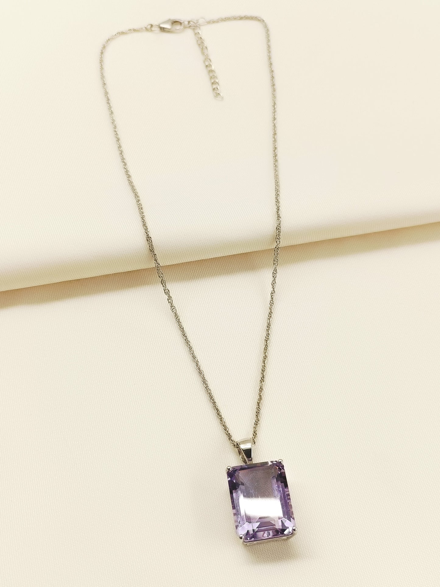 Madno Purple 92.5 Silver Amethyst Stone Pendal