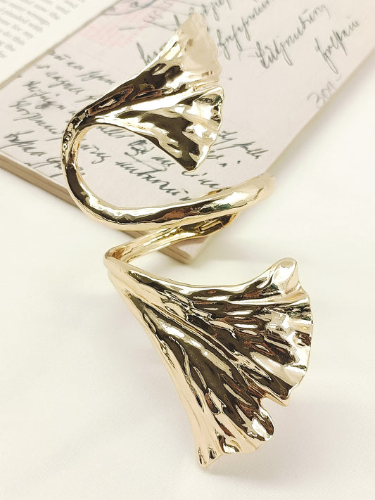 Vriti Golden Western Bracelet