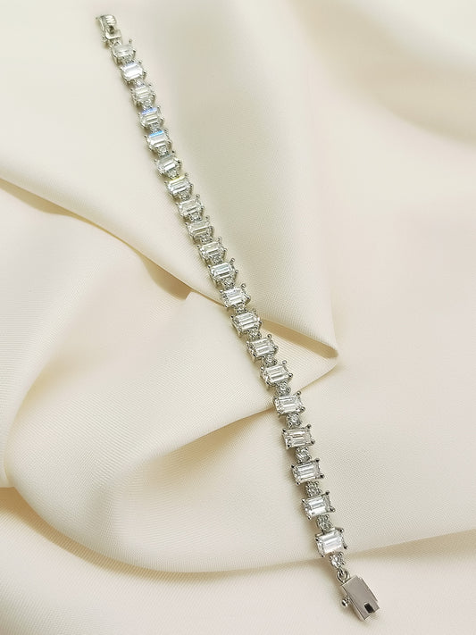 Chakshu White 92.5 Silver American Diamond Bracelet