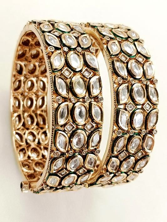 Kiyana White Kundan Bangles