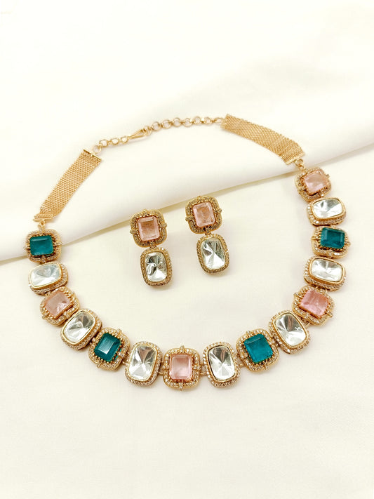 Abhikhya P&G Kundan Choker Set