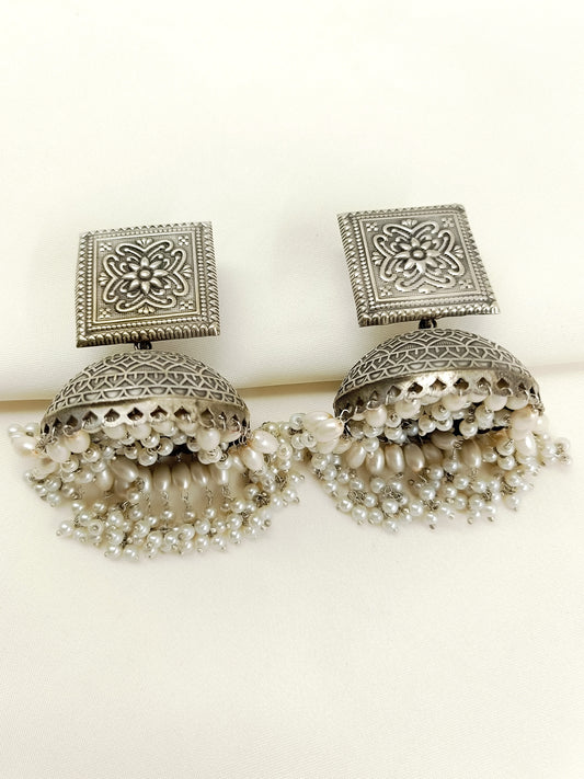 Maliyah White Pearl Oxidized Jhumki