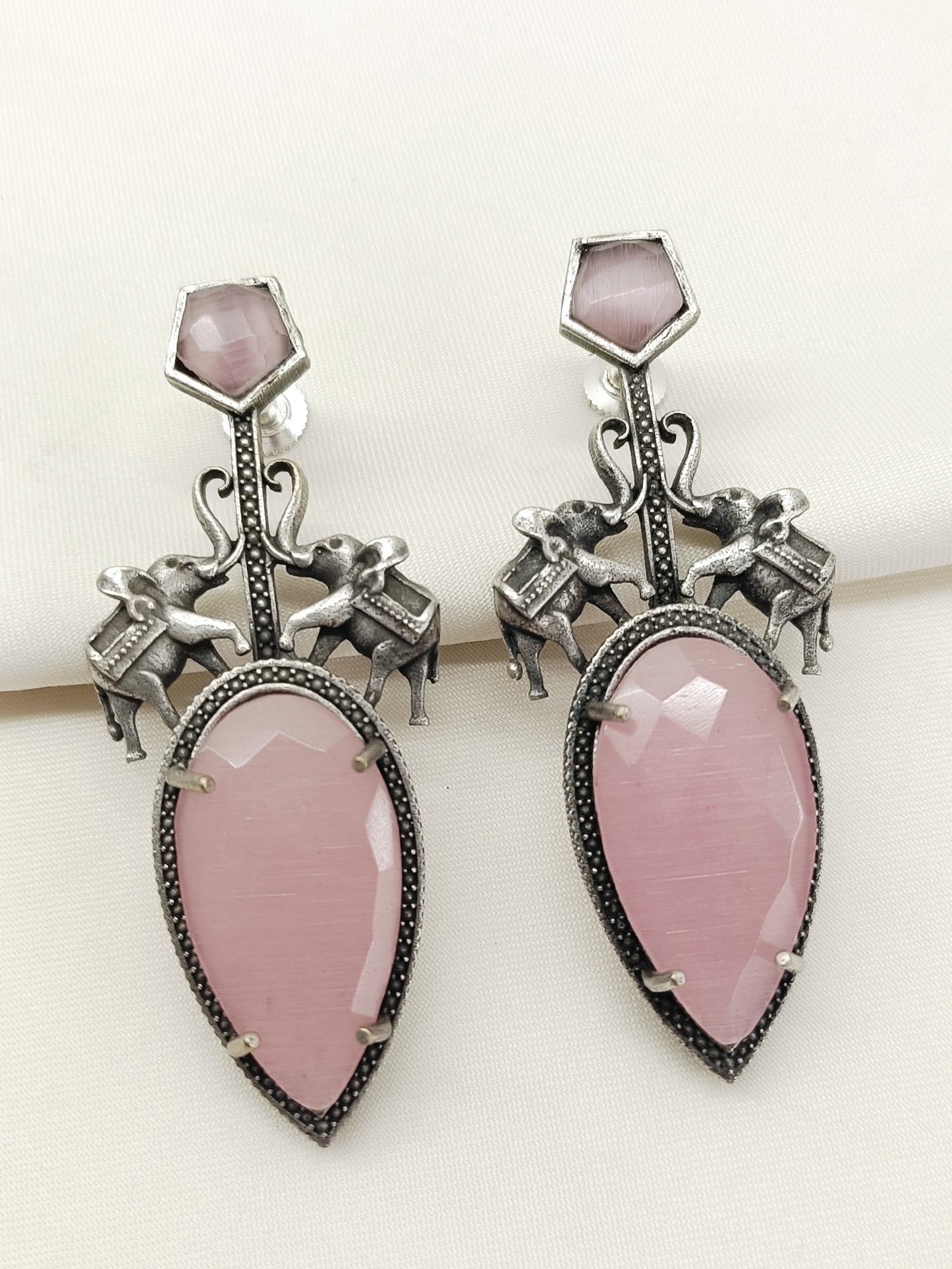 Warda Baby Pink Oxidized Earring