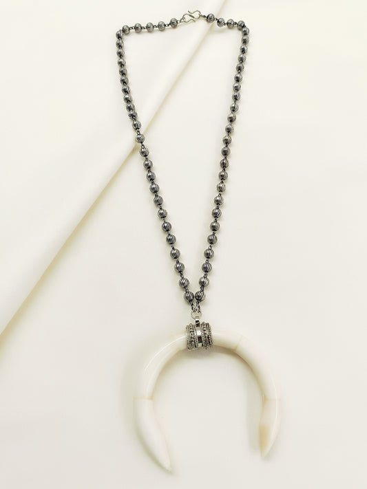Mackenzie White Bone Neckpiece