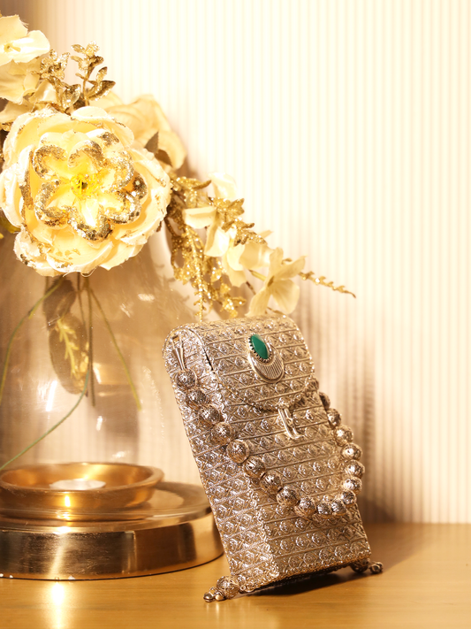 Kritika Green Silver Mobile Pouch