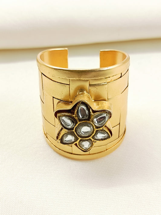 Anayra White Oxidized Finger Ring