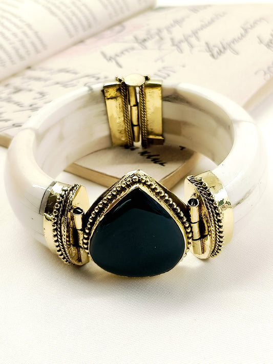 Pratvik Green Bone Men's Bracelet