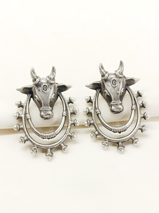 Chayana Plain Oxidized Earring