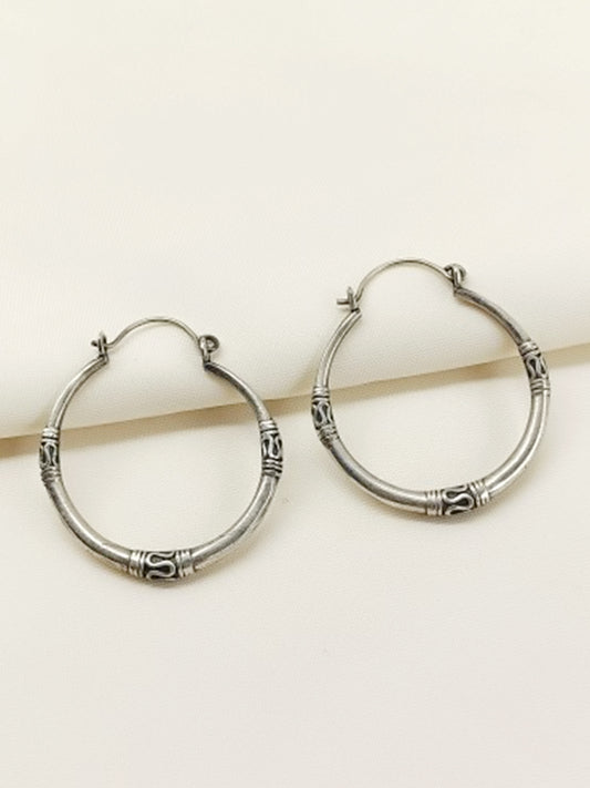 Aadhvita Plain Oxidized Earring