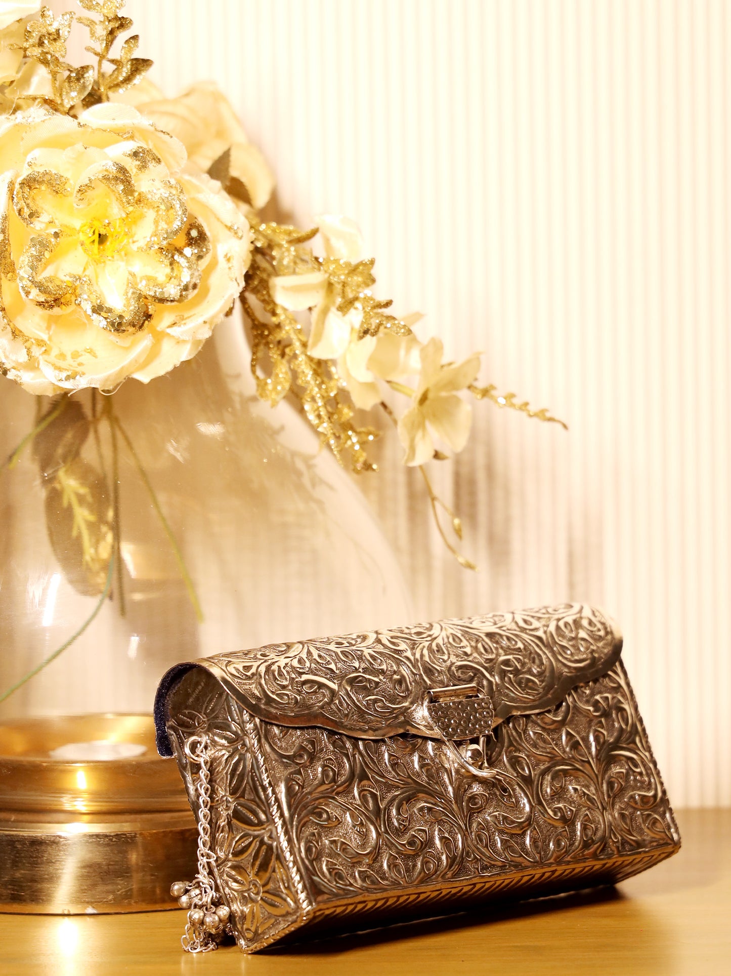 Helan Silver Evening Clutch