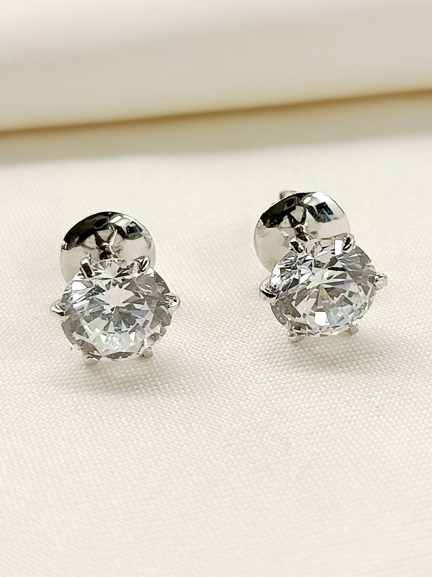 Jennifer 92.5 Silver Swarovski Stone Tops