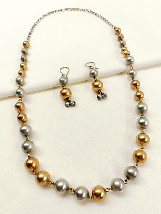 Arleen Two Tone Oxidized Necklace Set