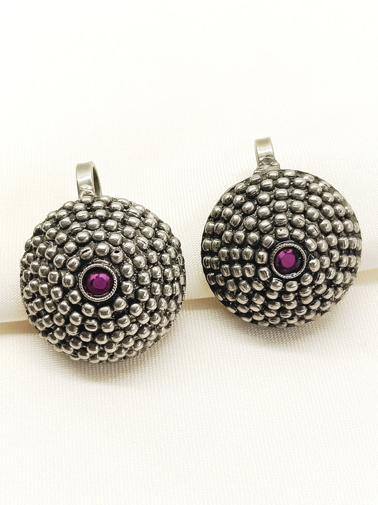 Divyanka Plain Oxidized Earcuff