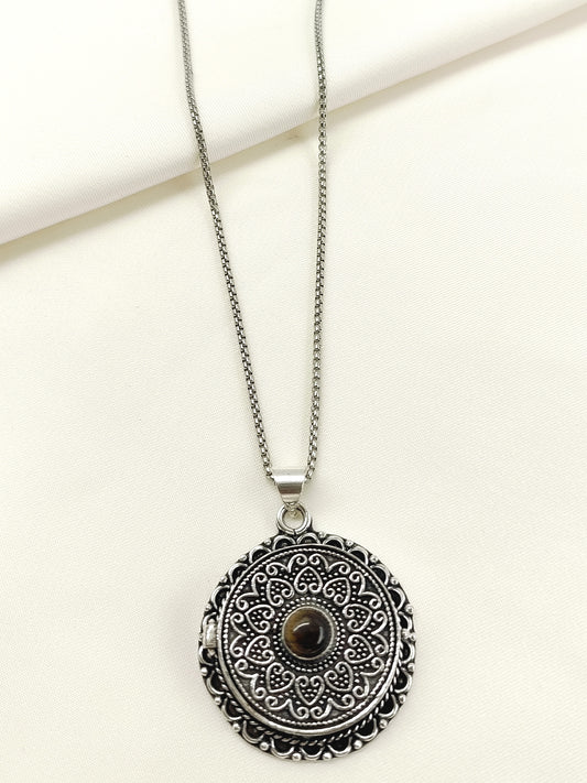 Chirayu Silver Men's Neckpiece