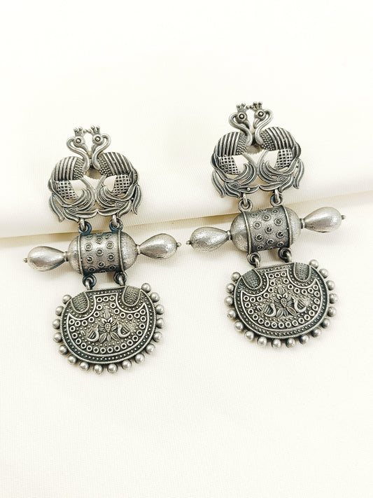 Dhrishti Plain Oxidized Earring