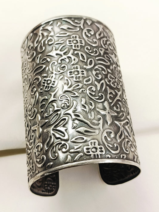 Devik Silver Oxidized Men's Bracelet