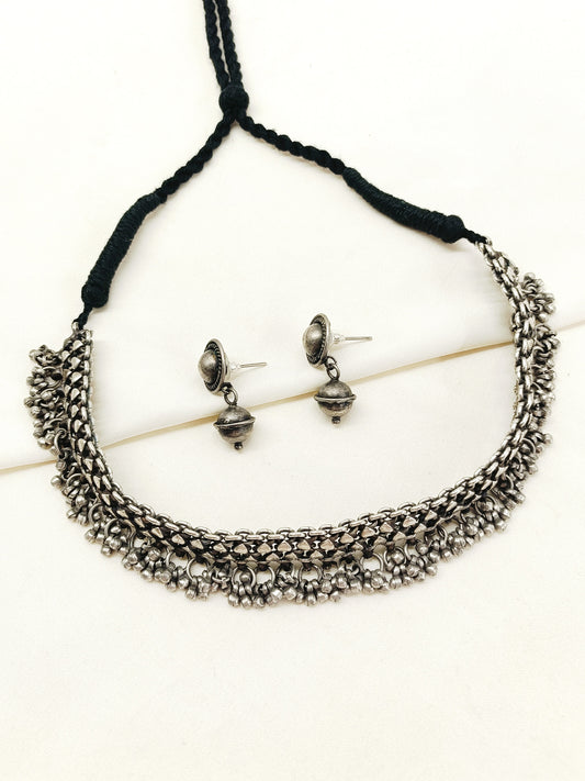 Venu Plain Oxidized Necklace Set