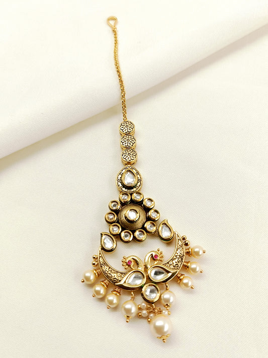 Naitra White Kundan Teeka