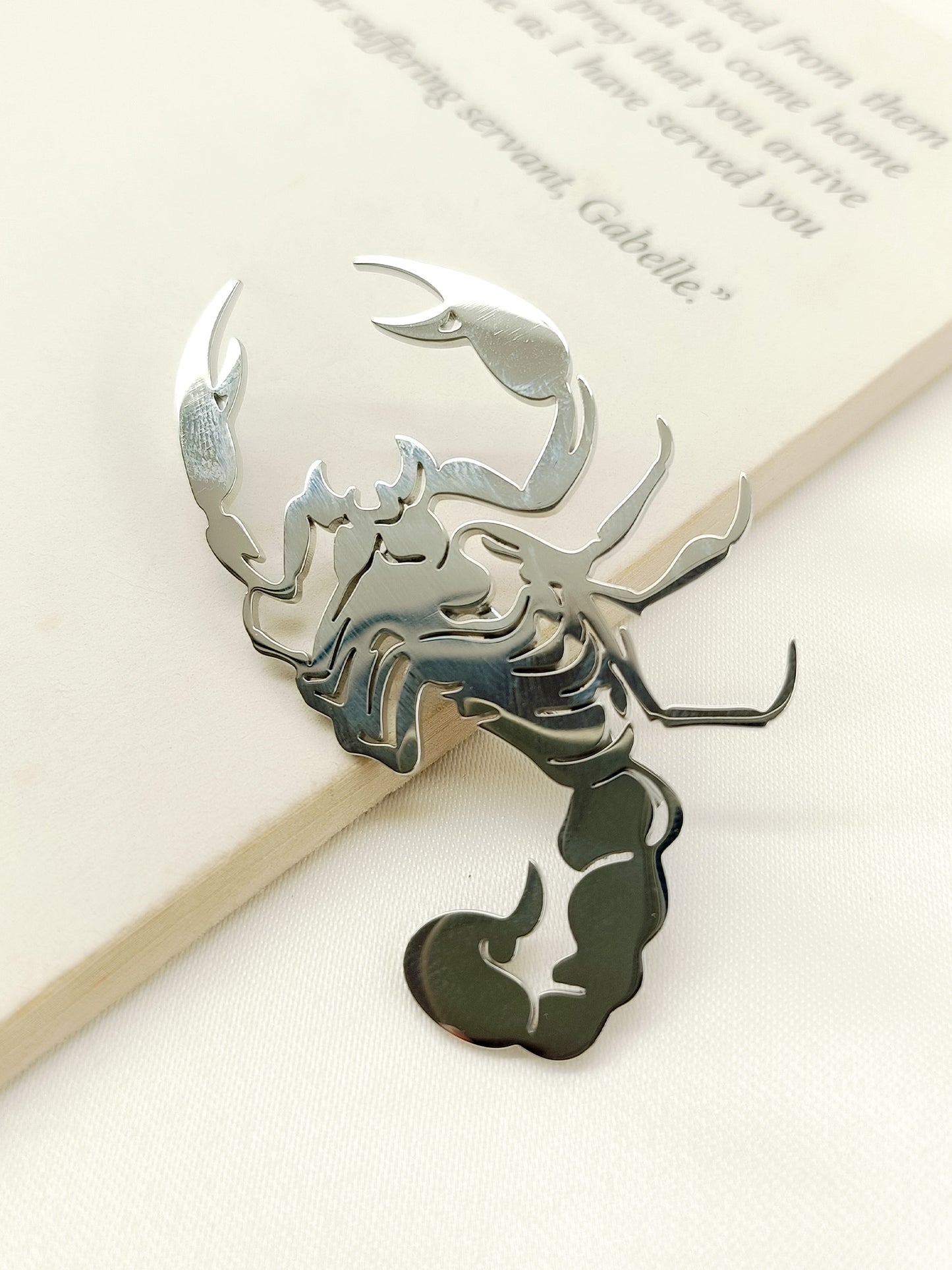 Madhu Scorpion Silver Men's Brooch