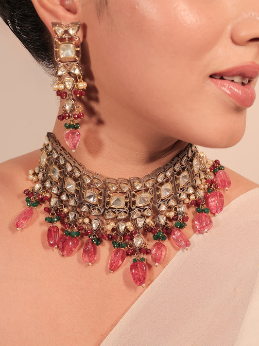 Daniya Rose Gold And Green Rhodium Plated Victorian Necklace Set