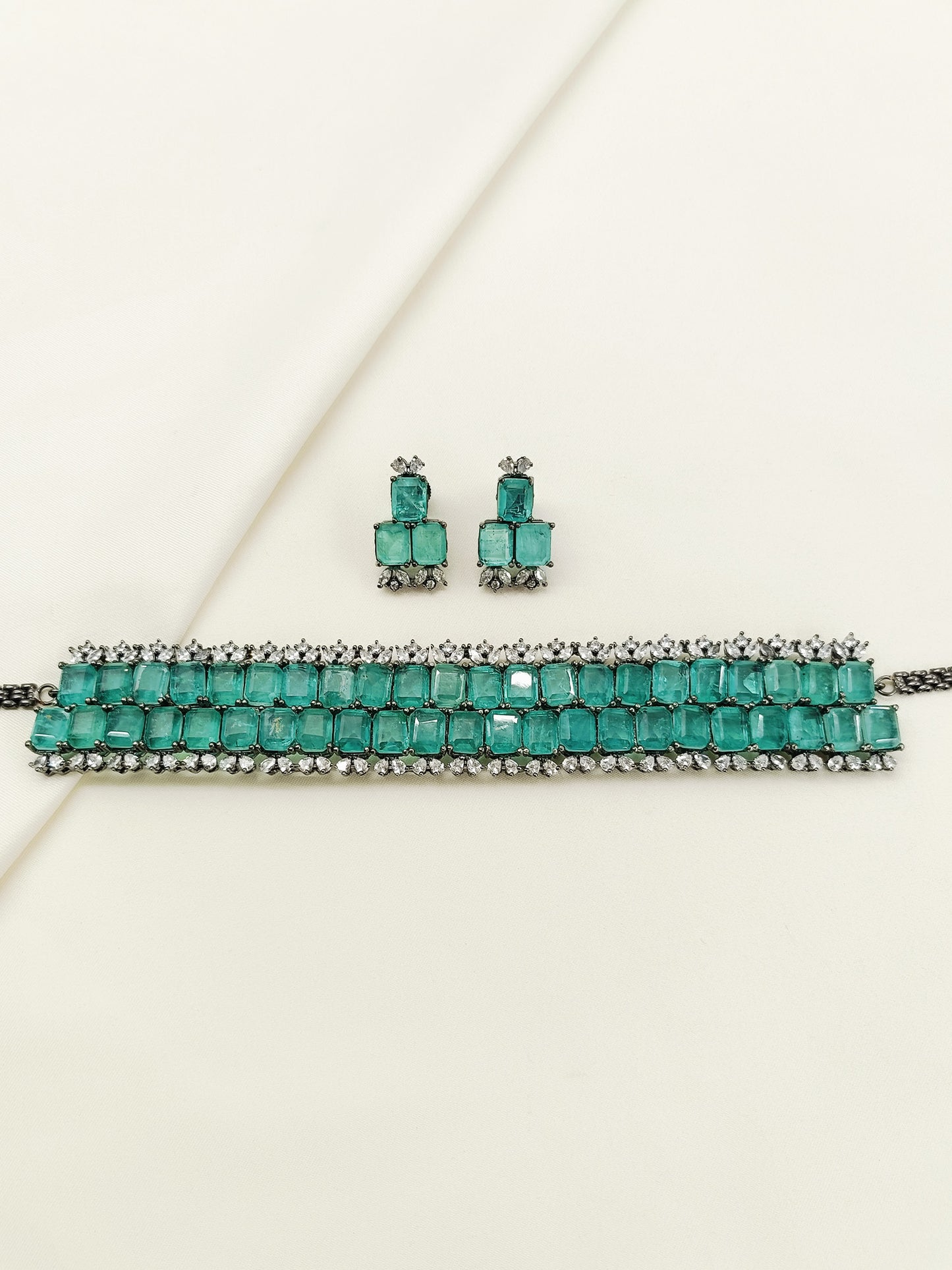 Maral Mint Green Victorian Choker Set