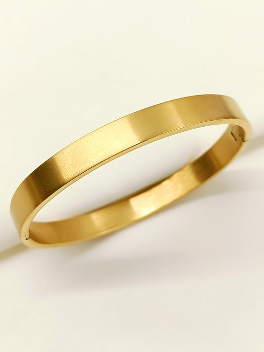 Arnavraj Golden Minimal Men's Bracelet