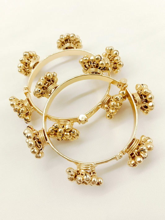 Zaara Golden Oxidized Bangles