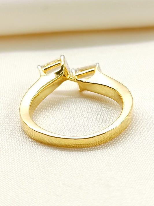 Forum 92.5 Silver Swarovski Stone Finger Ring