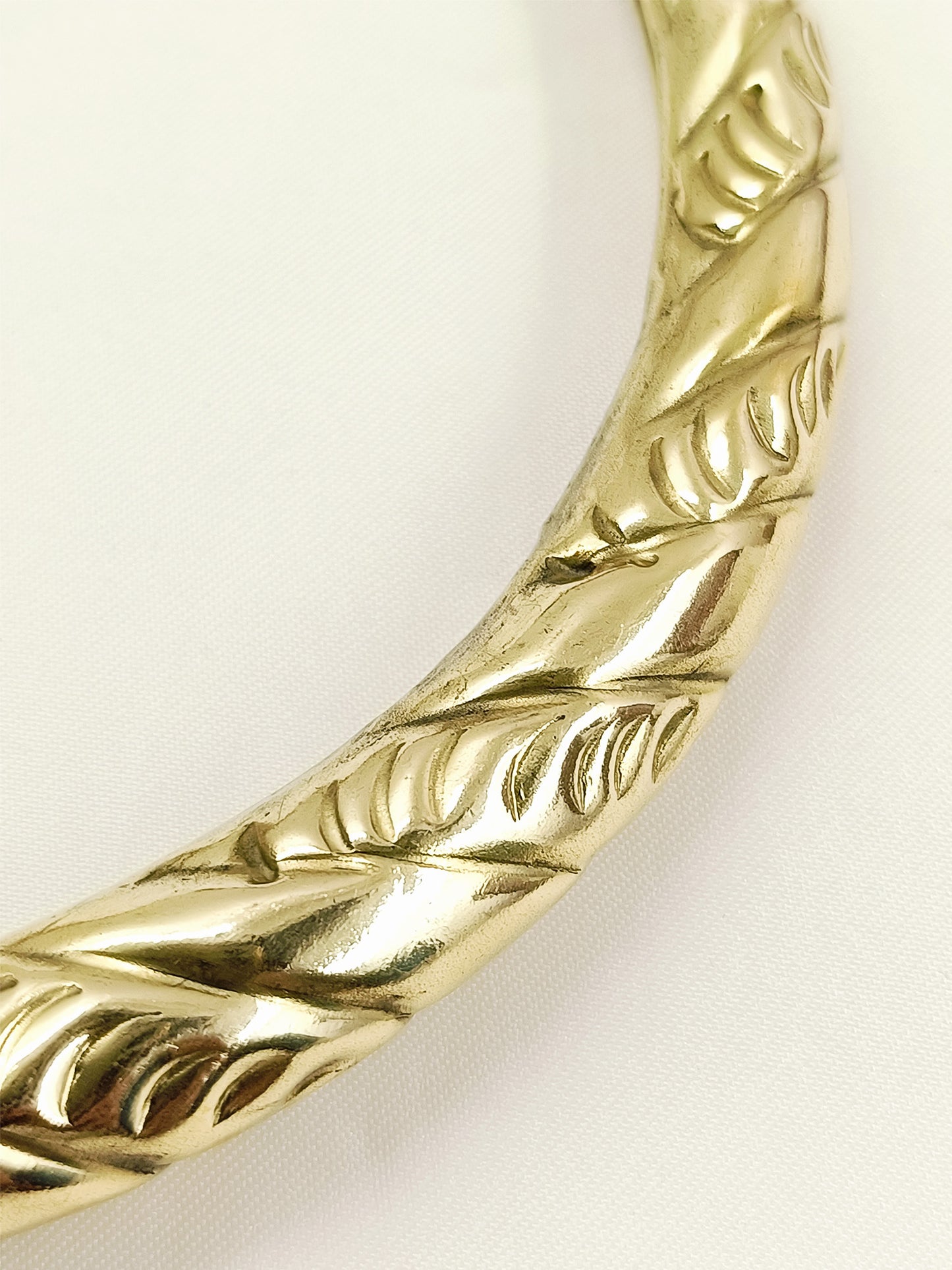 Hrithik Golden Hasli Styled Men's Neckpiece
