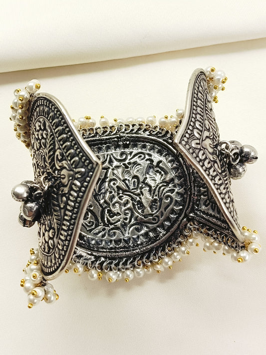 Yashni Multi Colour Oxidized Bracelet