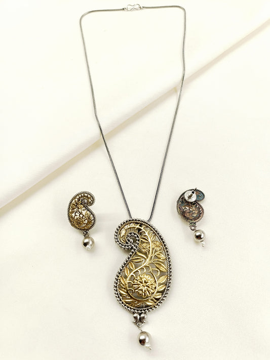 Meher Dual-Tone Oxidized Paisley Pendant Set
