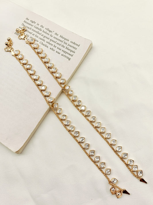 Mehnaaz White Kundan Anklet