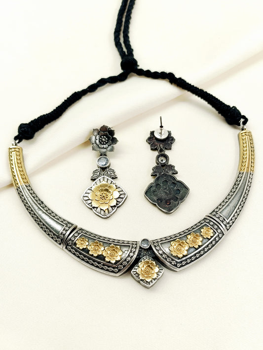 Zienna White Oxidized Choker Set