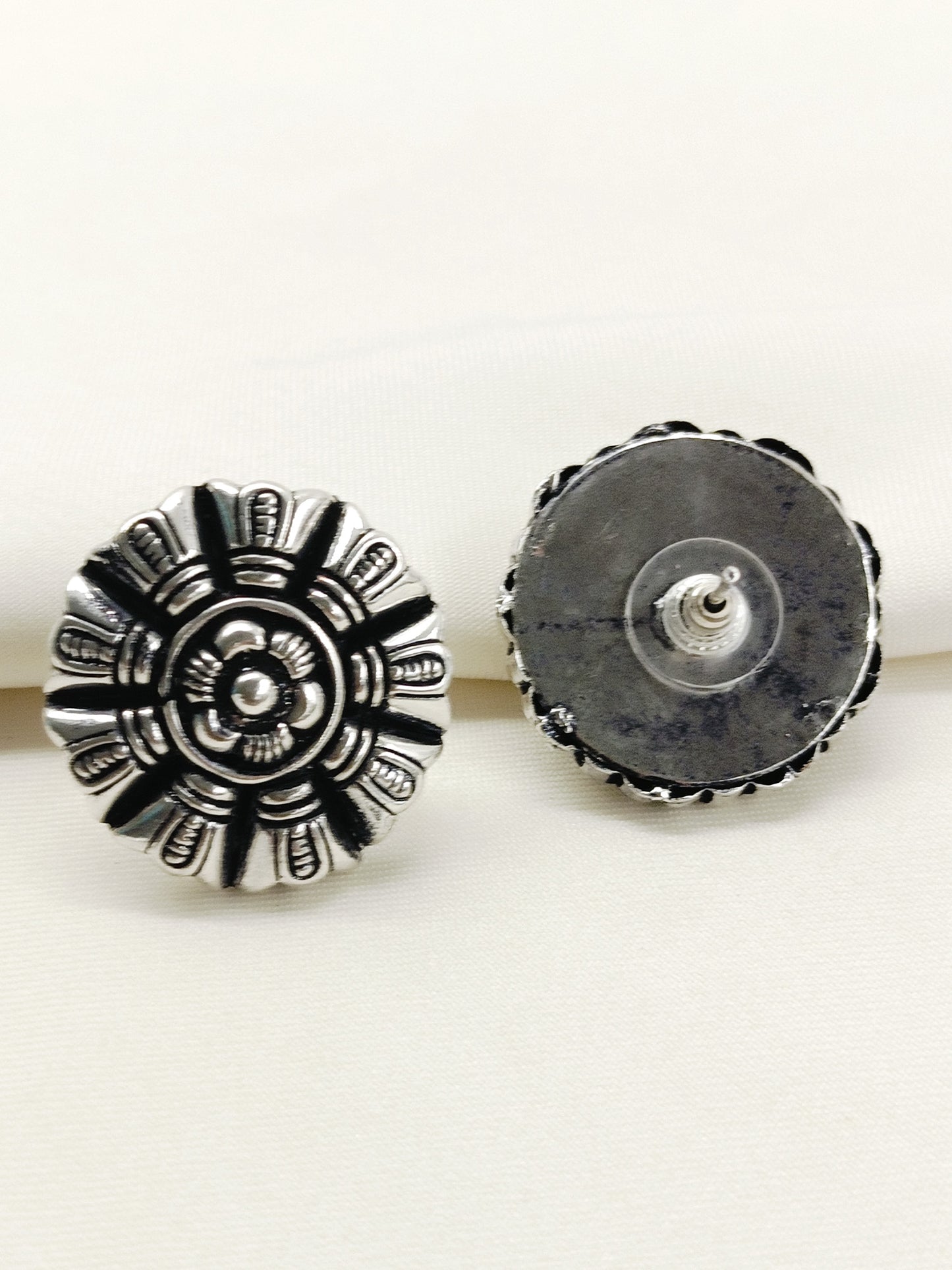 Wazhma Plain Oxidized Tops