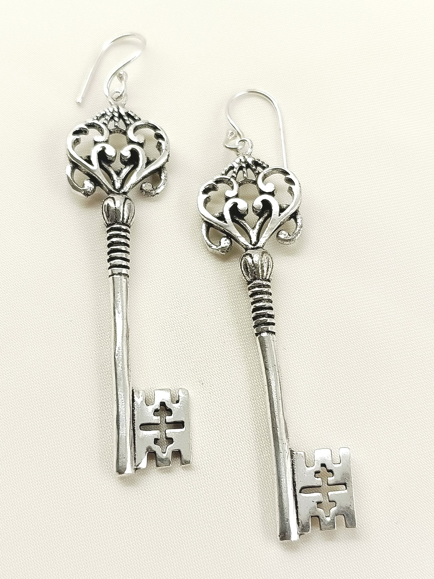 Jivant Silver Men's Earrings