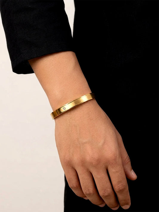 Vihanraj Golden Men's Bracelet