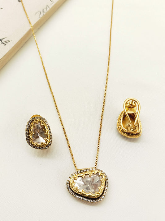 Delja 92.5 Silver Moissonite Pendant Set