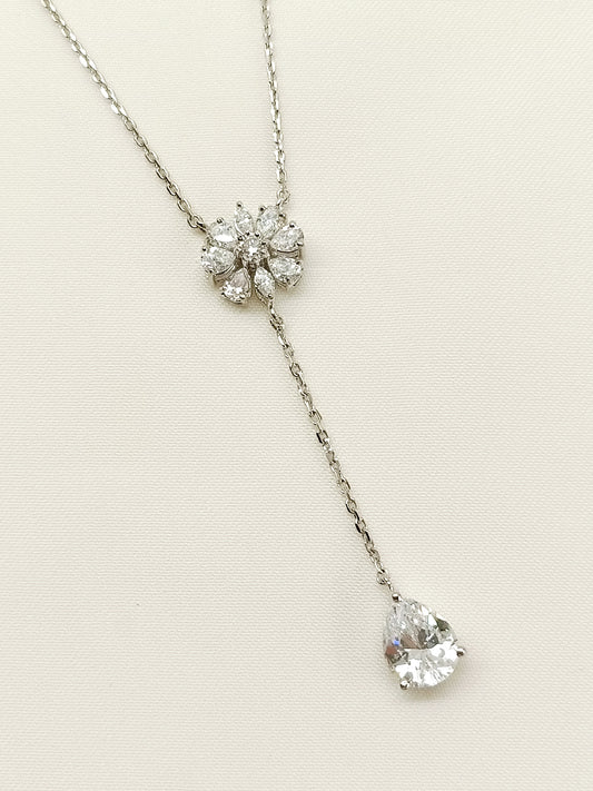 Amelia 92.5 Silver Swarovski Stone Pendal