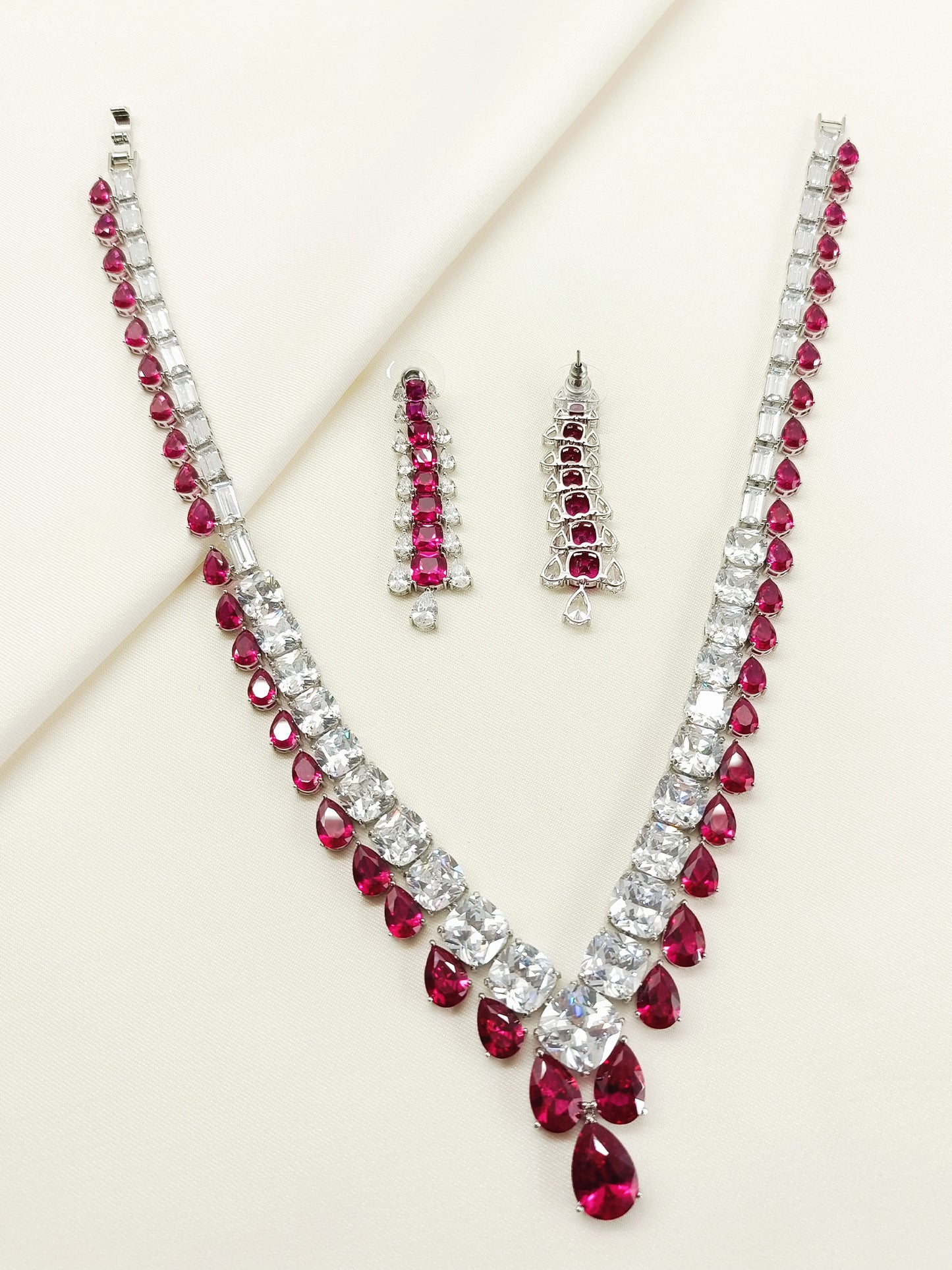Lovis Ruby American Diamomd Necklace Set