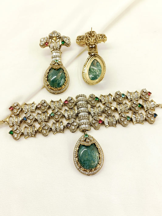 Stevie Green Boutique Choker Set