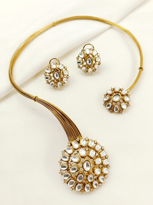 Alvina Kundan Combo Set In White