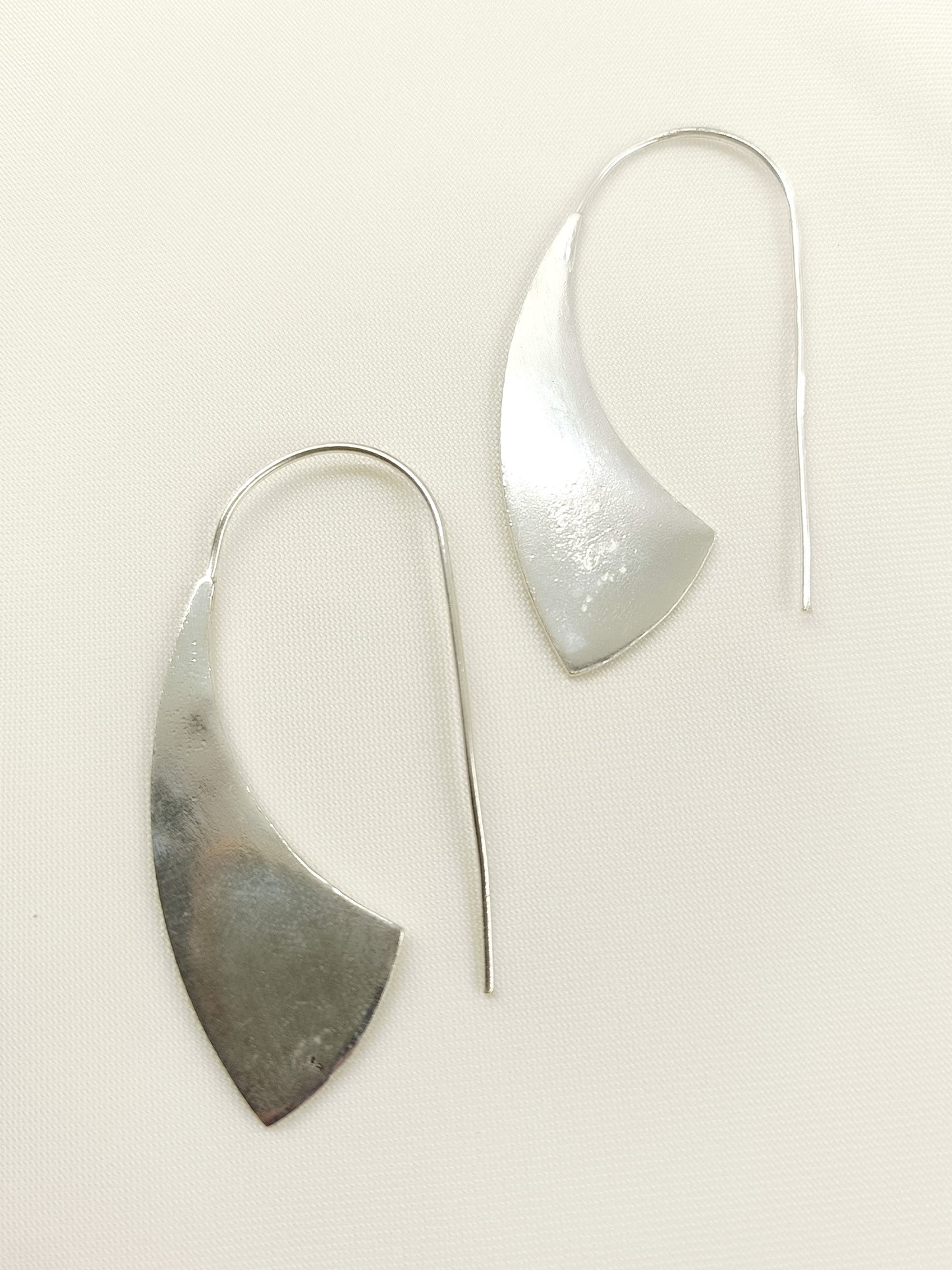 Yahsti Silver Men's Earrings